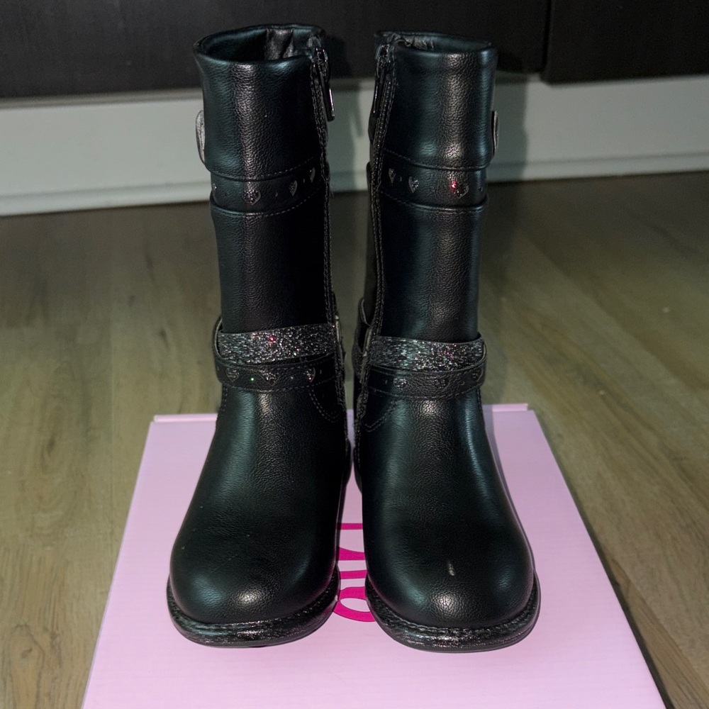Olivia Miller Pink Box with Logo